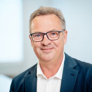 Dr. med. Ralf Barthels Dr. med. Ralf Barthels